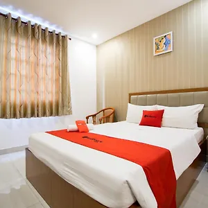 reddoorz-plus-trung-son-residence.hotelsvungtau.com/